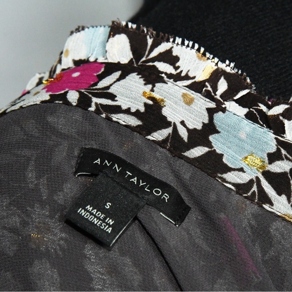 Floral Blouse Mock Neck Long Sleeve - Picture 5 of 5